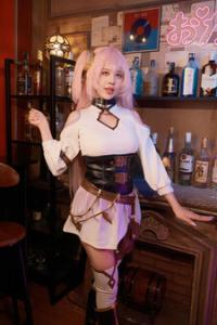 Lilia: The Fallen Flower in the Prison City - Official Lilia Cosplay by Yuii Cover