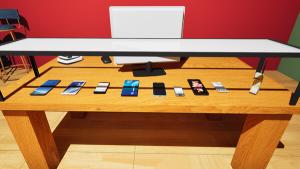 Legendary mobile phone store simulator Cover