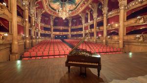 Mimetic - Prop hunt hide and seek Cover