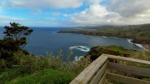 Visit Azores Cover